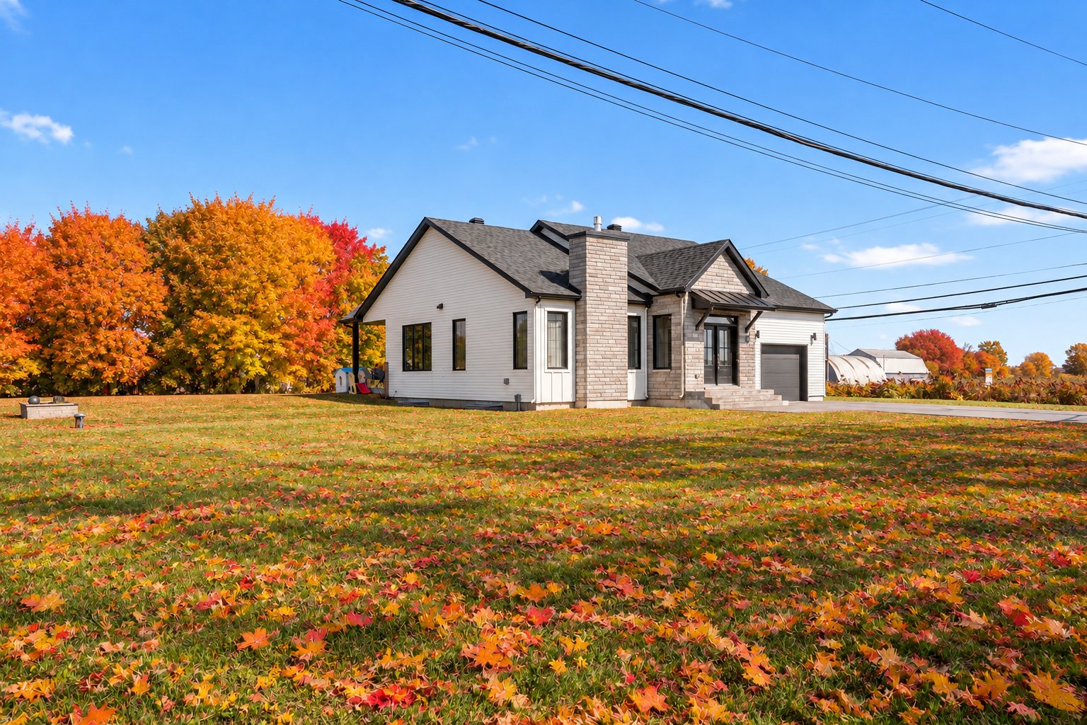 Single Family Residence for sale in Saint-Stanislas-de-Kostka — Frontage