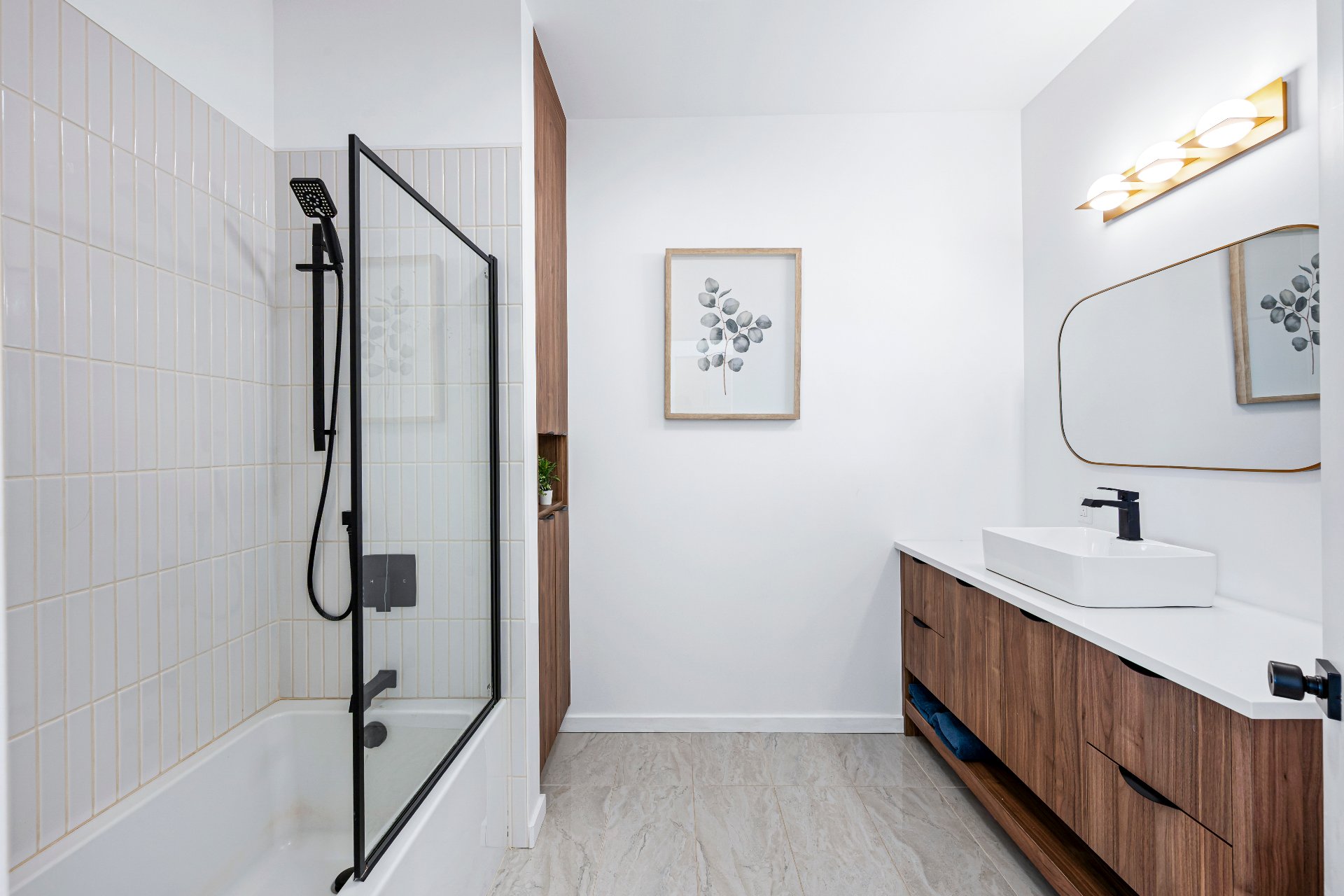 Single Family Residence for sale in Saint-Stanislas-de-Kostka — Bathroom
